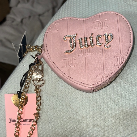 NWT juicy  Couture Blush leather  Heart Crossbody Bag gold accents nice - Picture 6 of 6